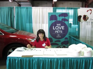 Sandy Robins Talking pet safety on behalf of Toyota in Phoenix, Arizona