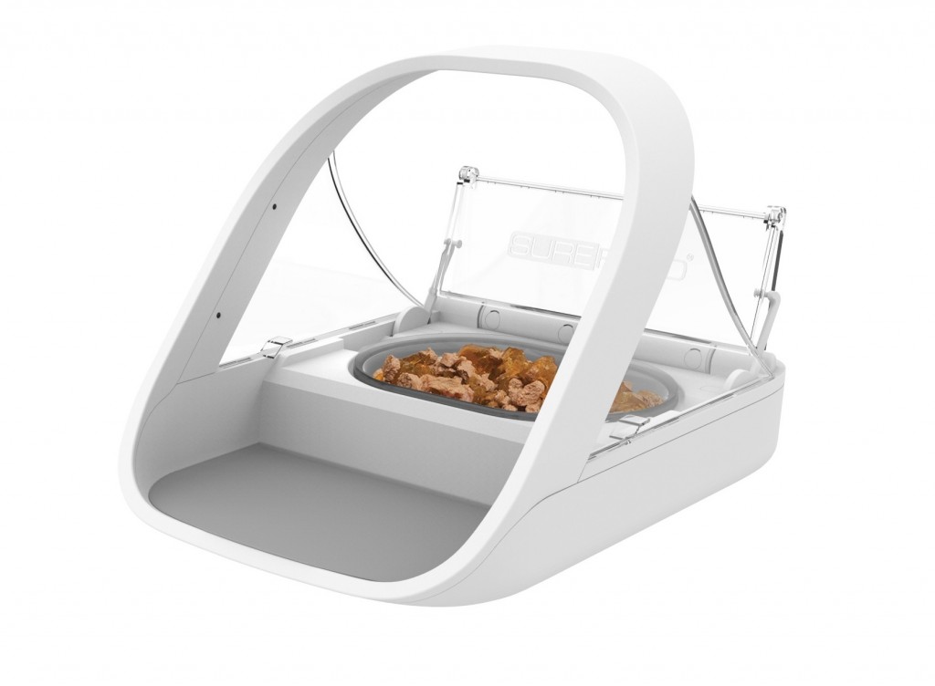 The Surefeed automatic feeder solves dinner time issues in multi pet households